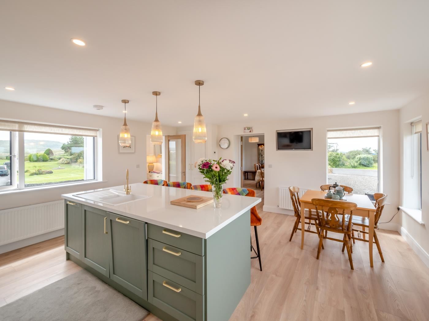 Photo 1 of 12 — 3 Bed in Cashel,Cashel,  Galway
