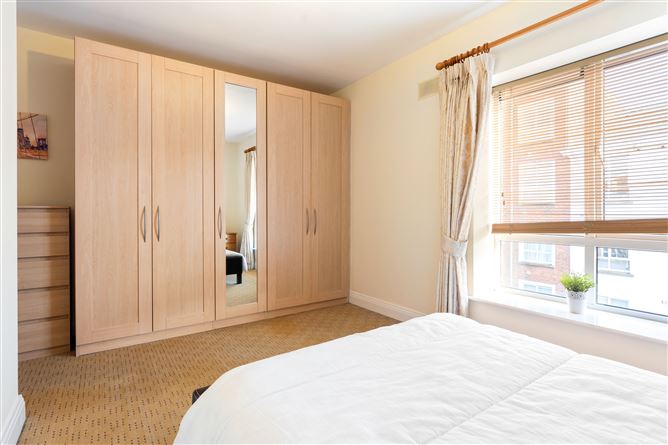 Apt 35 St James's Wood, South Circular Road, Dublin 8