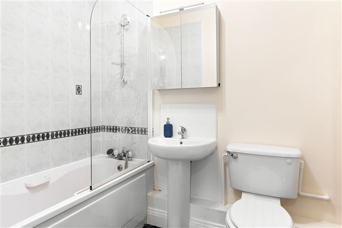 Apt 35 St James's Wood, South Circular Road, Dublin 8