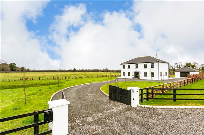 3 Clogheraun Brook, Staplestown, Donadea, Co. Kildare