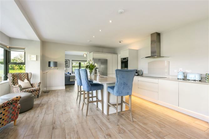 3 Clogheraun Brook, Staplestown, Donadea, Co. Kildare