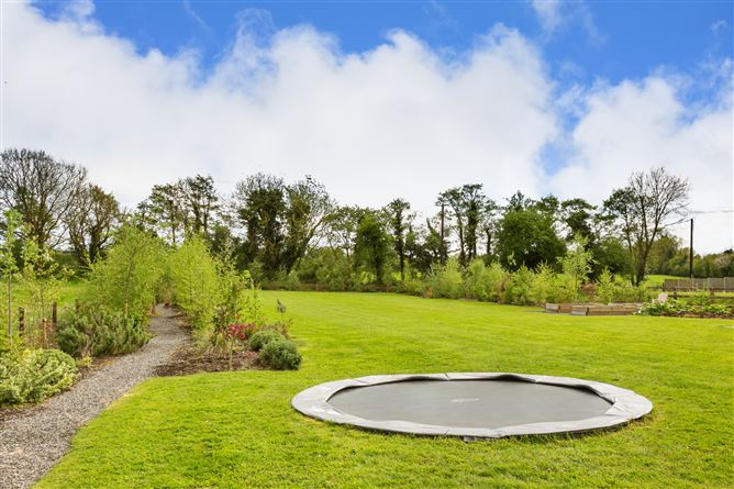 3 Clogheraun Brook, Staplestown, Donadea, Co. Kildare