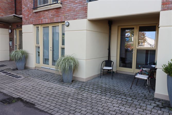24 The Seasons, Cork Road, Carrigaline, Cork