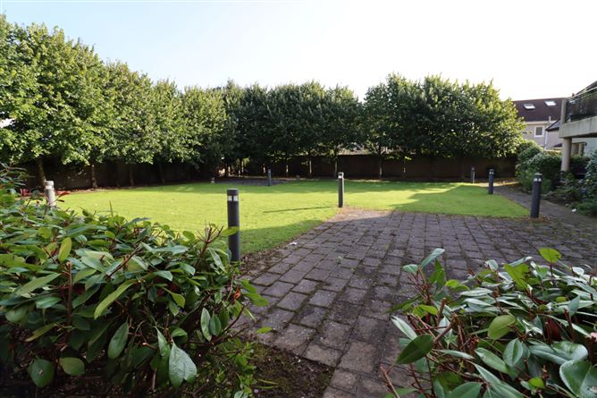 24 The Seasons, Cork Road, Carrigaline, Cork