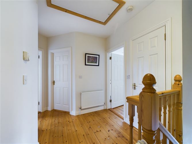 64 Inis Clair, Kildysart Road, Clarecastle, Ennis, Co. Clare.