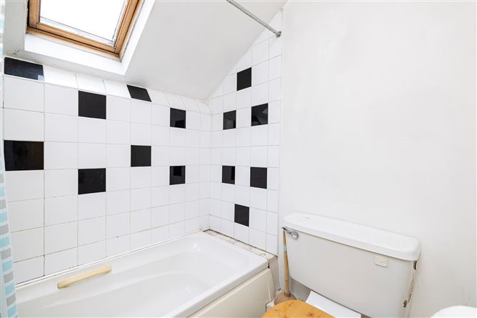 16 Botanic Road, Glasnevin, Dublin 9