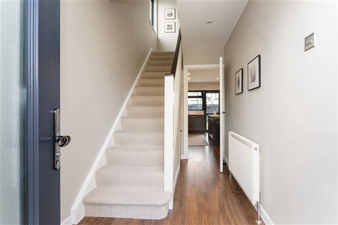 Broadford Park, 5, Ballinteer,   Dublin 16