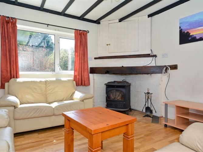 Derrymoyle House, Glann Road, Oughterard, Galway
