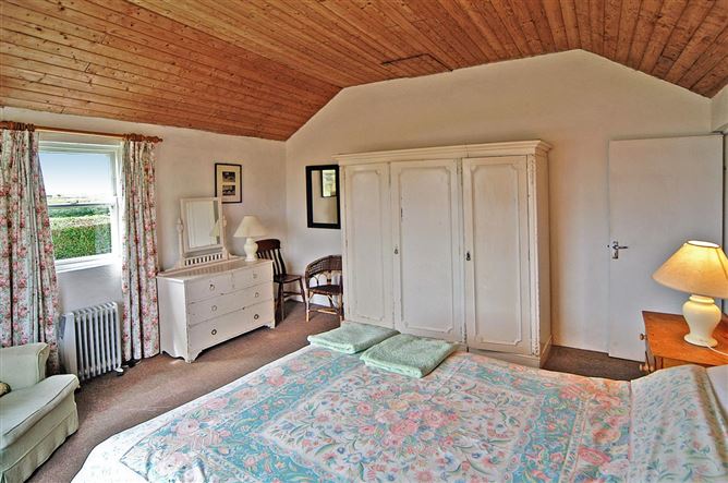 4 Bed in Ballyconneely,Ballyconneely,  Galway