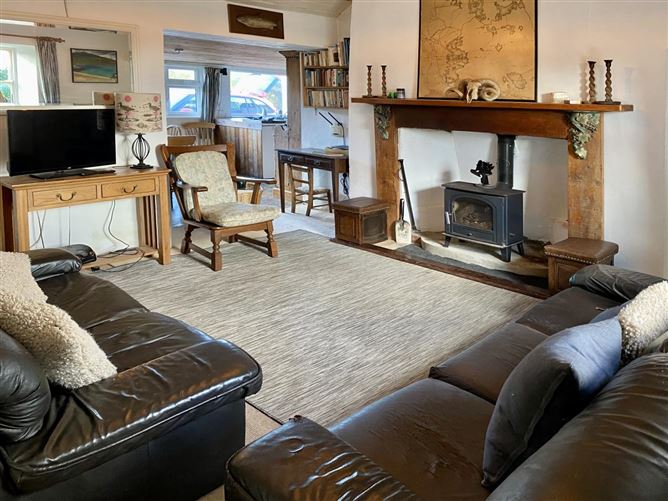 4 Bed in Ballyconneely,Ballyconneely,  Galway