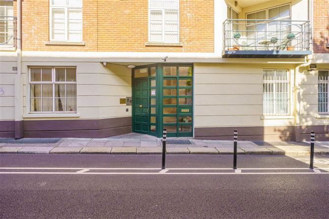 61 Castlegate, Castle Street, Dublin 2, County Dublin