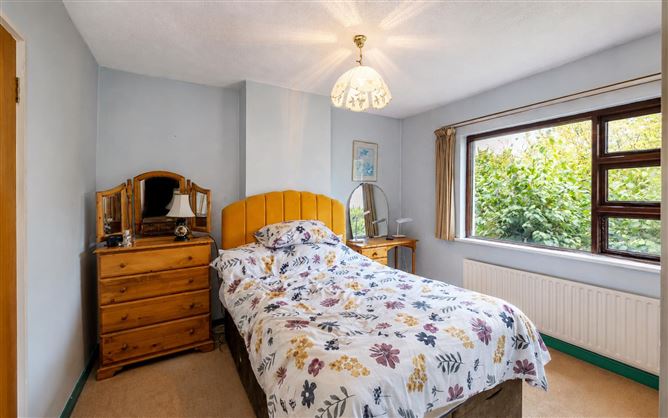 Photo 15 of 20 — 3 Athgoe Drive, Shankill, Dublin 18