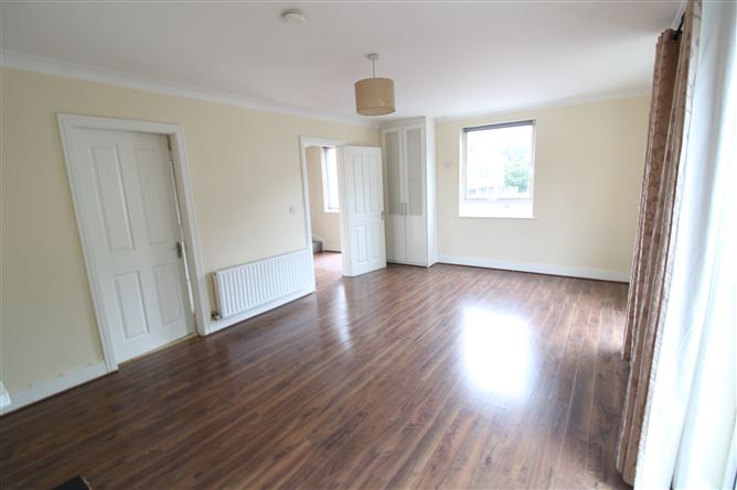 39 North Street, Ongar, Dublin 15