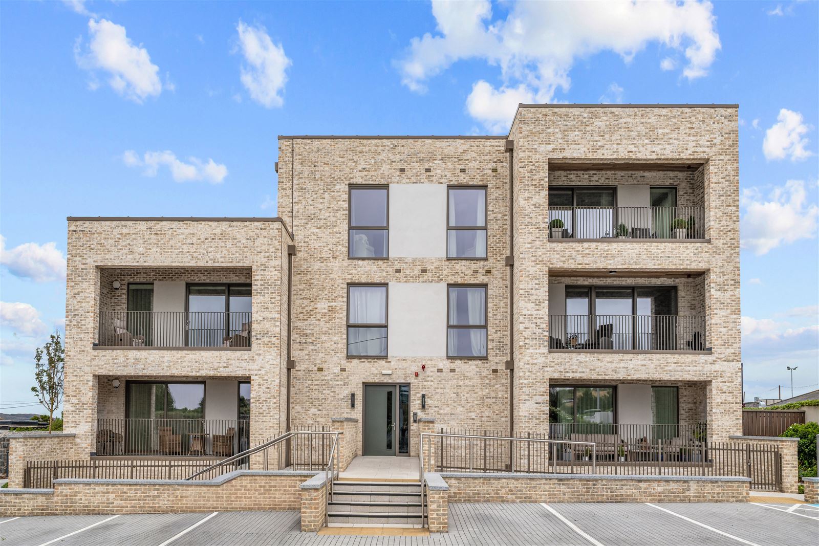 Photo 1 of 13 — 4, Low Rock Apartments, Coast Road, Robswall, Malahide, Dublin