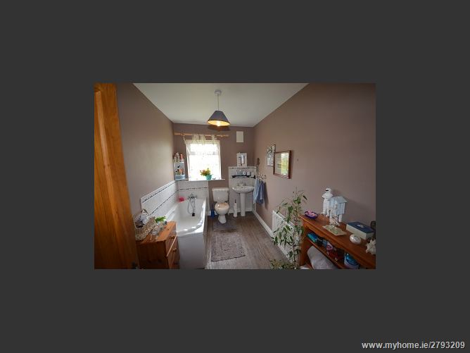 Alasty, Straffan, Kildare