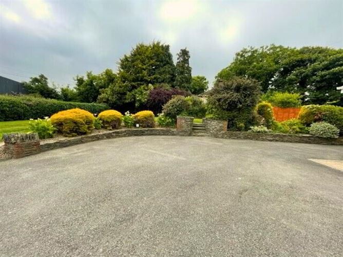 Stonefield, Fieldstown, Monasterboice, Louth