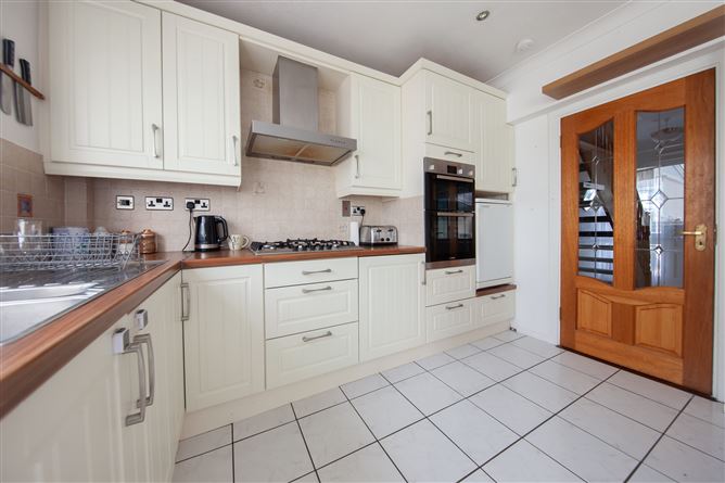 38 Whitethorn Rise, Artane,   Dublin 5