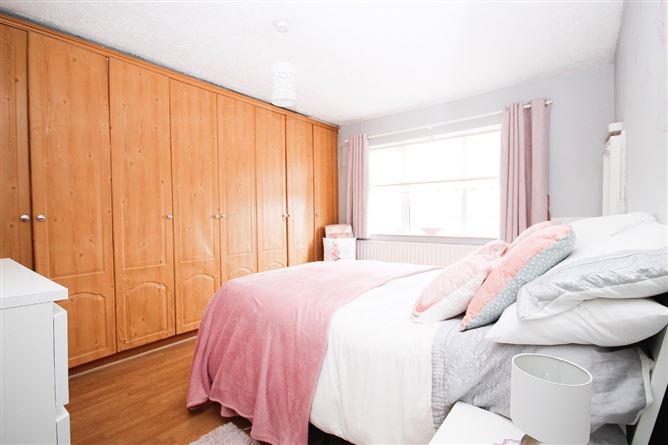 87 St Patricks Road, Greenhills, Dublin 12