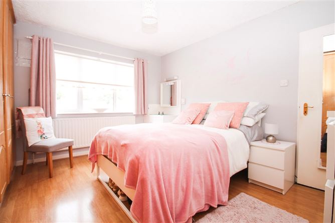 87 St Patricks Road, Greenhills, Dublin 12