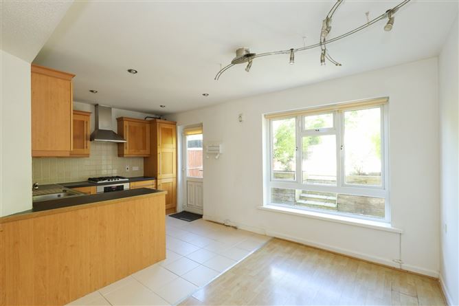 72 Mountain View, Crinken Glen, Shankill, Dublin 18