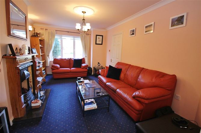 1 Redberry, Finnstown Priory, Lucan, Co. Dublin