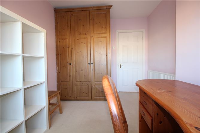 11 The Cloisters, Clane, Kildare