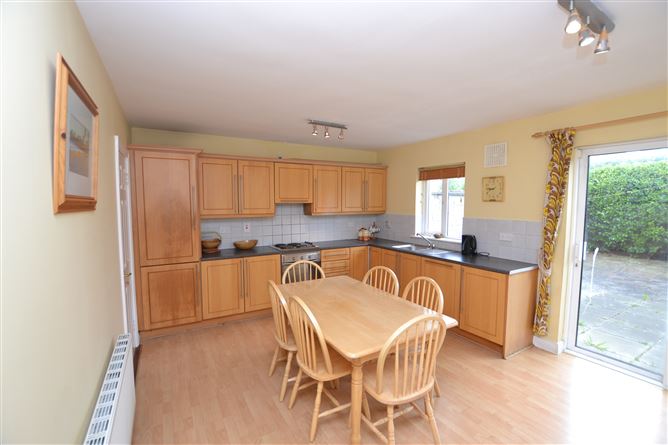 2 Woodbury, Gorey, Wexford