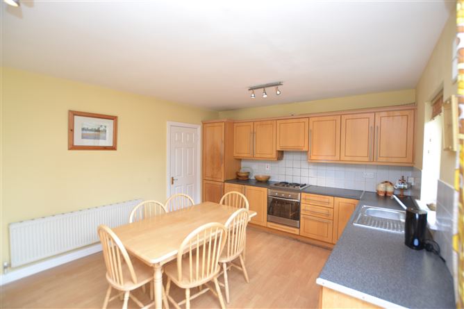 2 Woodbury, Gorey, Wexford