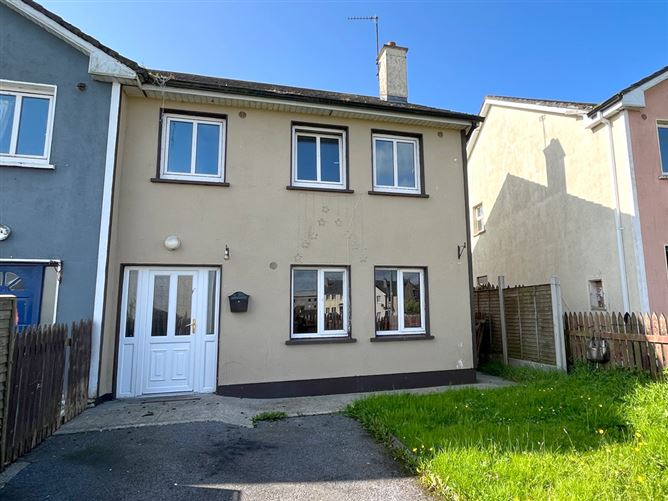 35 Shannon Valley Park, Ballaghaderreen, GarganFitzsimons