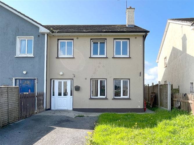 35 Shannon Valley Park, Ballaghaderreen, GarganFitzsimons