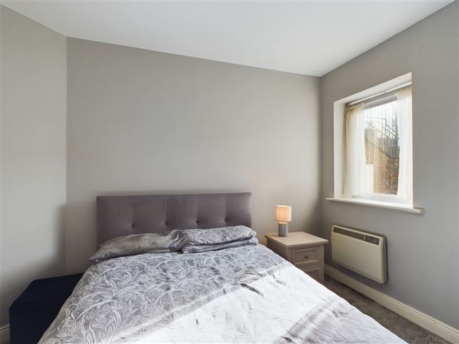20 Cathedral Court, Clare Road, Ennis, Co. Clare.