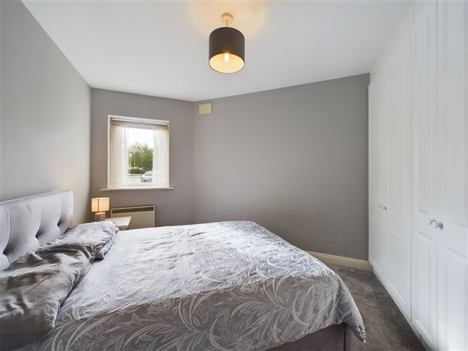 20 Cathedral Court, Clare Road, Ennis, Co. Clare.