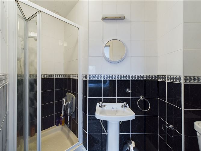 20 Cathedral Court, Clare Road, Ennis, Co. Clare.