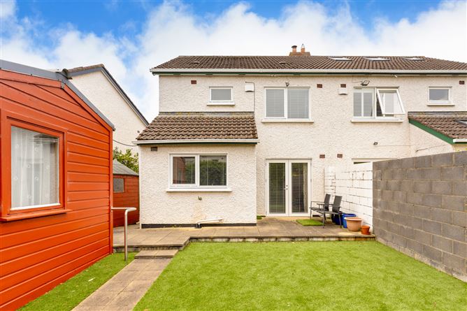 20 Glencairn Crescent, The Gallops, Leopardstown, Dublin 18