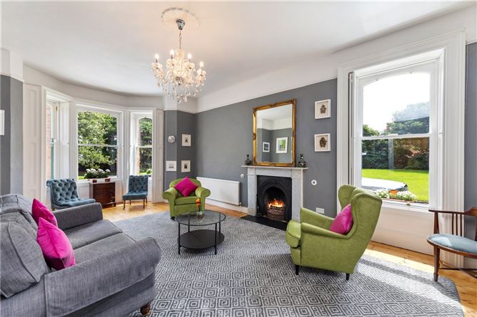 https://photos-a.propertyimages.ie/media/9/0/3/4941309/13646481-16c8-4eb7-803c-ba95b0d17196_l.jpg