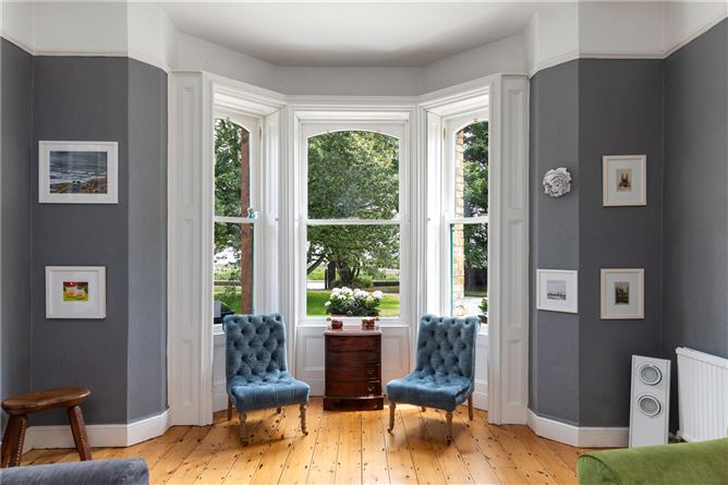 https://photos-a.propertyimages.ie/media/9/0/3/4941309/13646481-16c8-4eb7-803c-ba95b0d17196_l.jpg