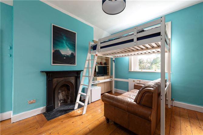 https://photos-a.propertyimages.ie/media/9/0/3/4941309/13646481-16c8-4eb7-803c-ba95b0d17196_l.jpg