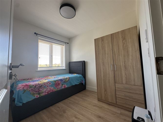 Single Room rent, Co. Kildare