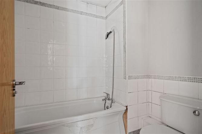 25 Fort Ostman, Crumlin, Dublin 12