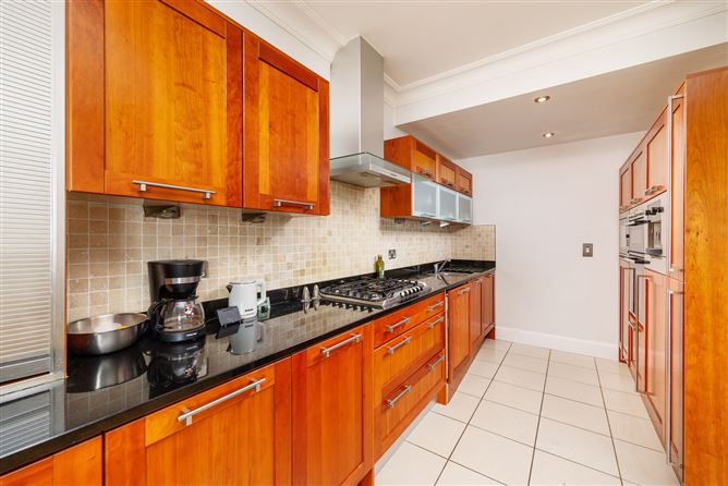 21 Howth Lodge, Howth, Co. Dublin