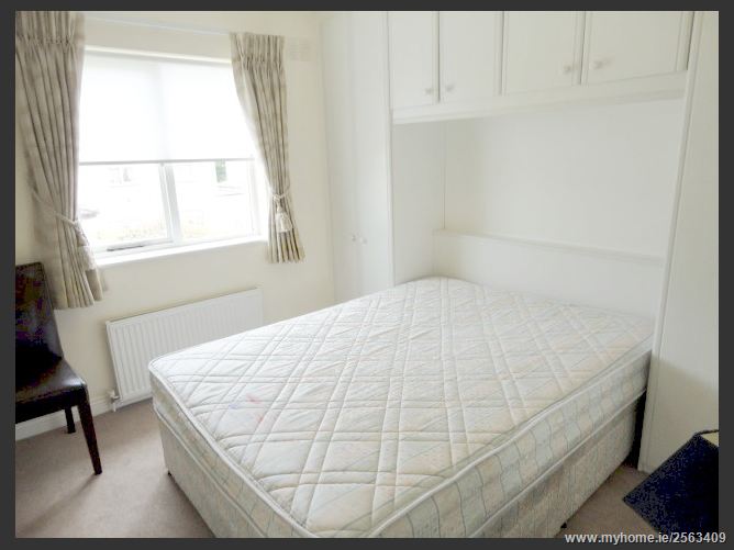 Oaktree Avenue, Castleknock,   Dublin 15