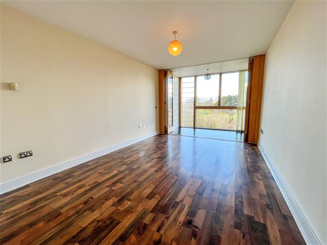194 The Links, Elmpark, Merrion, Dublin 4