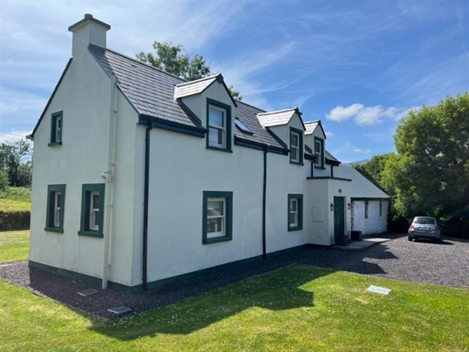 'Daisy Cottage', Cloghane, Kerry