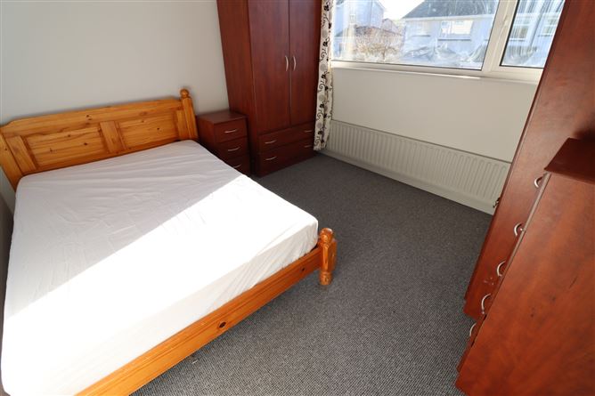 14 Seaview Avenue, Carrigaline, Cork