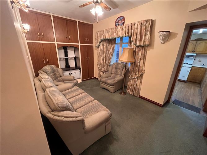 1 Quay Road, Clarecastle, Ennis, Clare