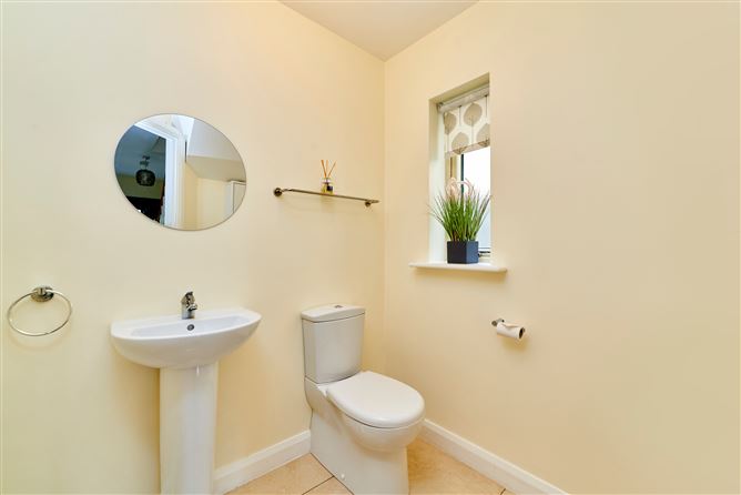 8 Coachyard Avenue, Coachyard Manor, Enfield, Co. Meath
