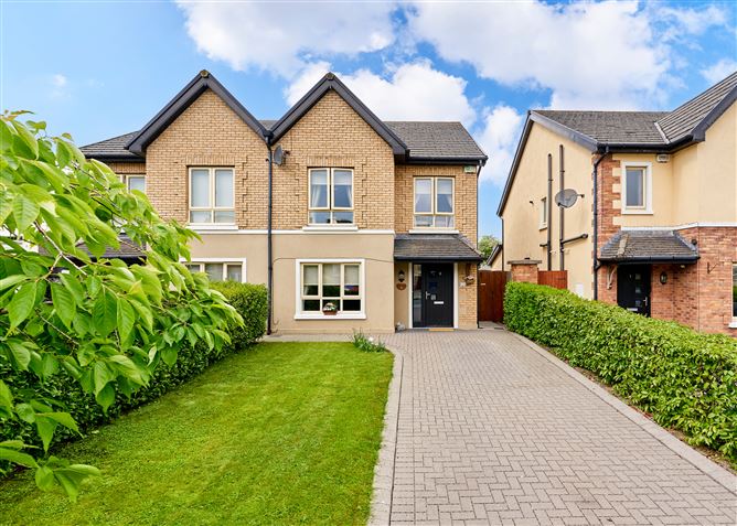 8 Coachyard Avenue, Coachyard Manor, Enfield, Co. Meath