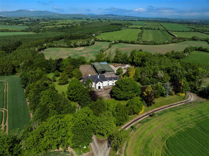 “Castle Hackett” on c. 47 acres, Coolnahorna, Enniscorthy, Wexford