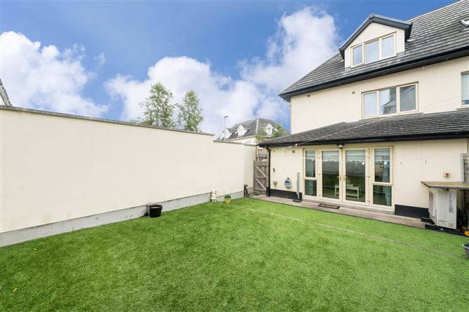 5 Croftwell Drive, Rathcoole, Co. Dublin