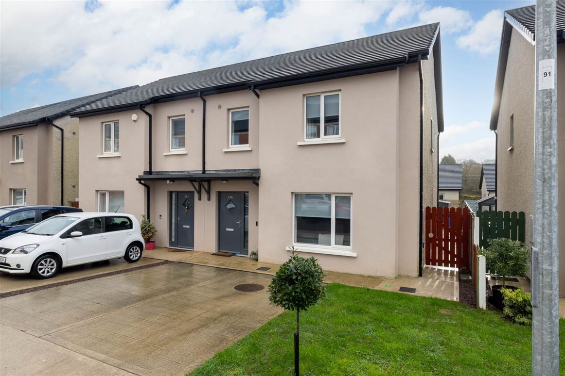 246 Gleann An Ghairdin, Gorey, County Wexford